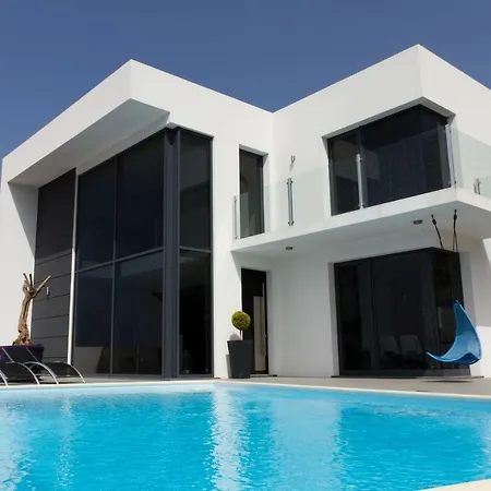 Country house With Panoramic Pool Luxo E Conforto *